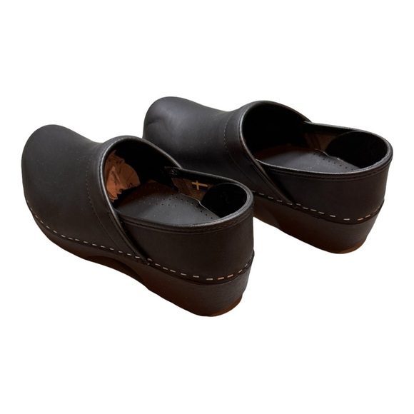 Klagn Swedish Professional Oiled Leather Clogs in Black NIB - Picture 7 of 9